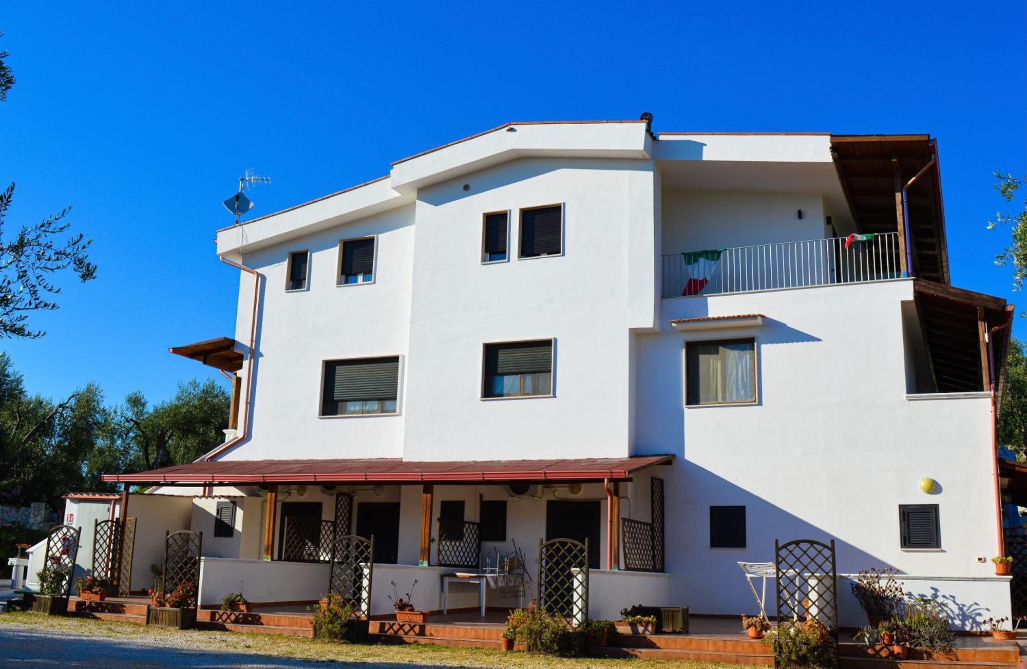 Valle Degli Ulivi B&B เวียสเต ภายนอก รูปภาพ