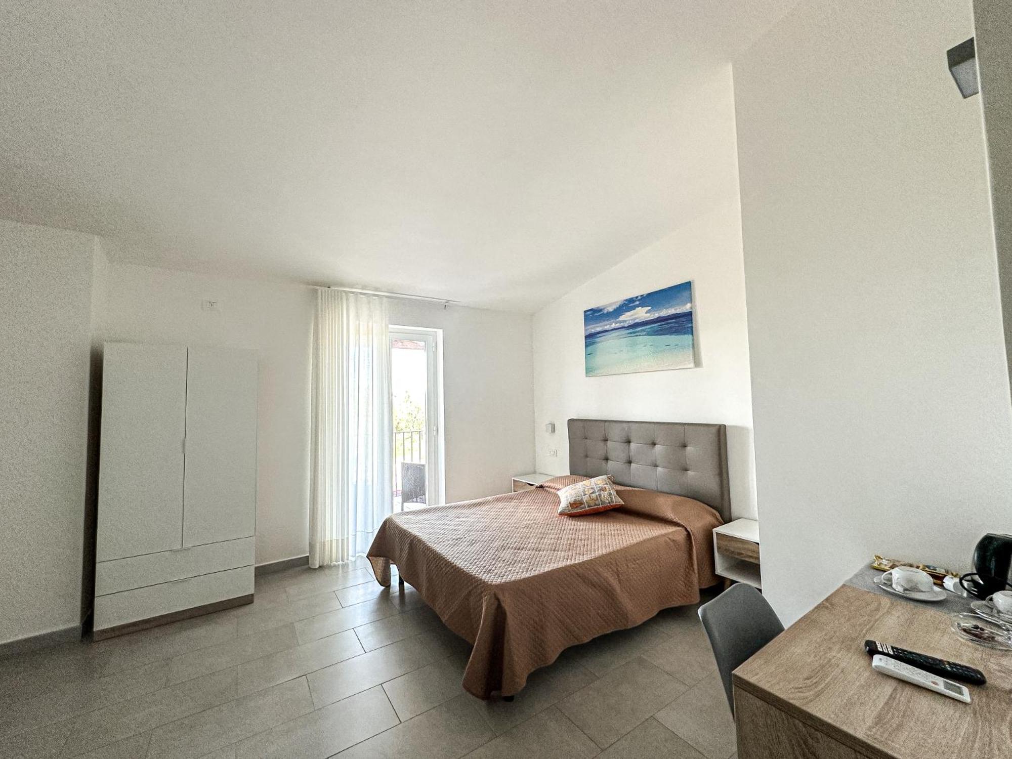 Valle Degli Ulivi B&B เวียสเต ภายนอก รูปภาพ